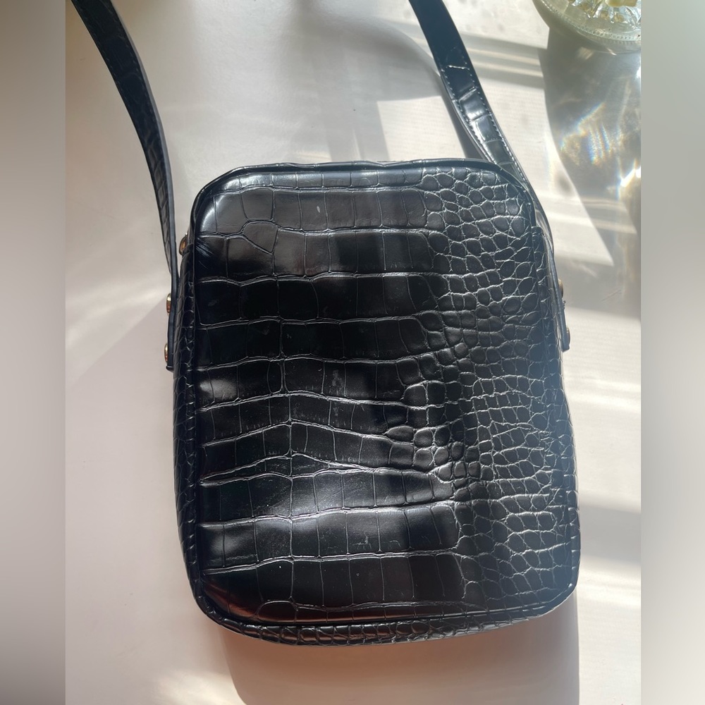 Crossbody bag